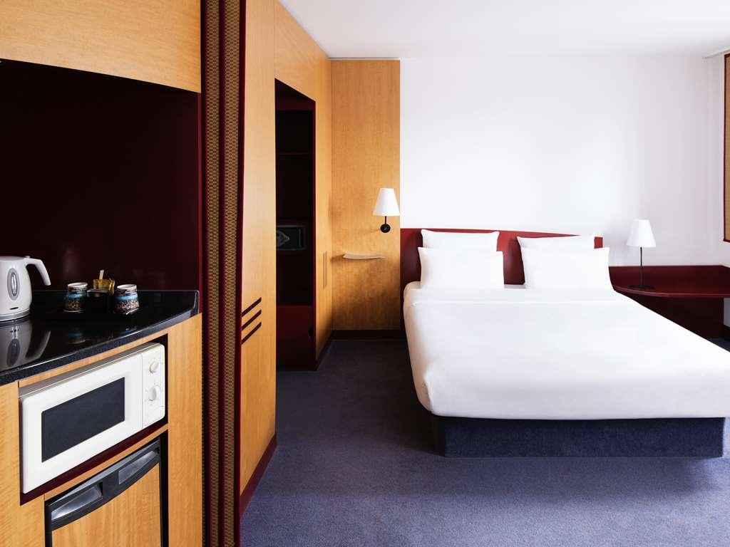 Novotel Suites Ганновер Номер фото